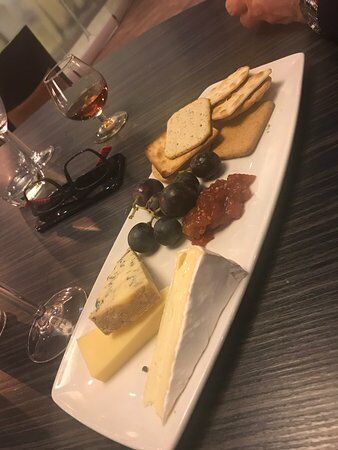 The Stables Bar & Grill